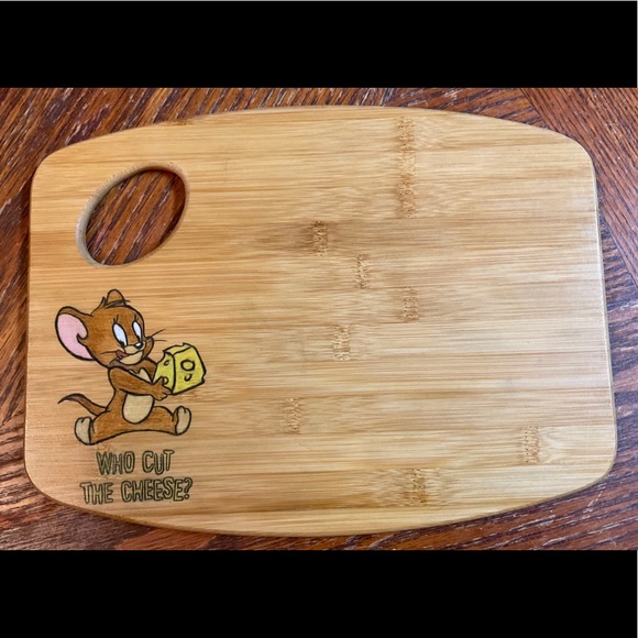 “Art By Me” Other - Adorable “Who cut the cheese?” Mouse With Cheese On The Run Bamboo Cheese Board!